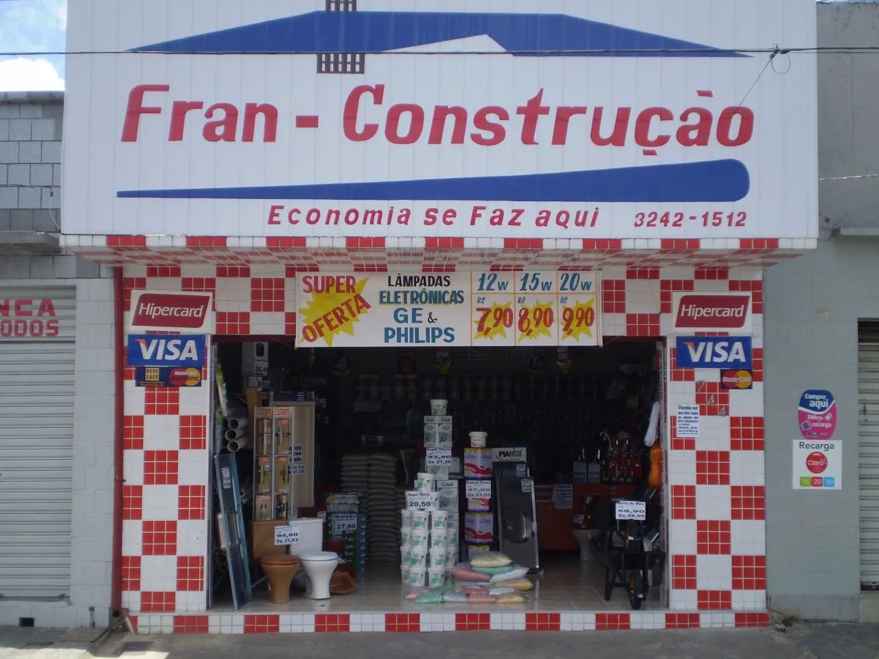 Vendo Prédio Comercial 190m2 Em Frente ao Mercado Público de Cruz das Armas Baixou