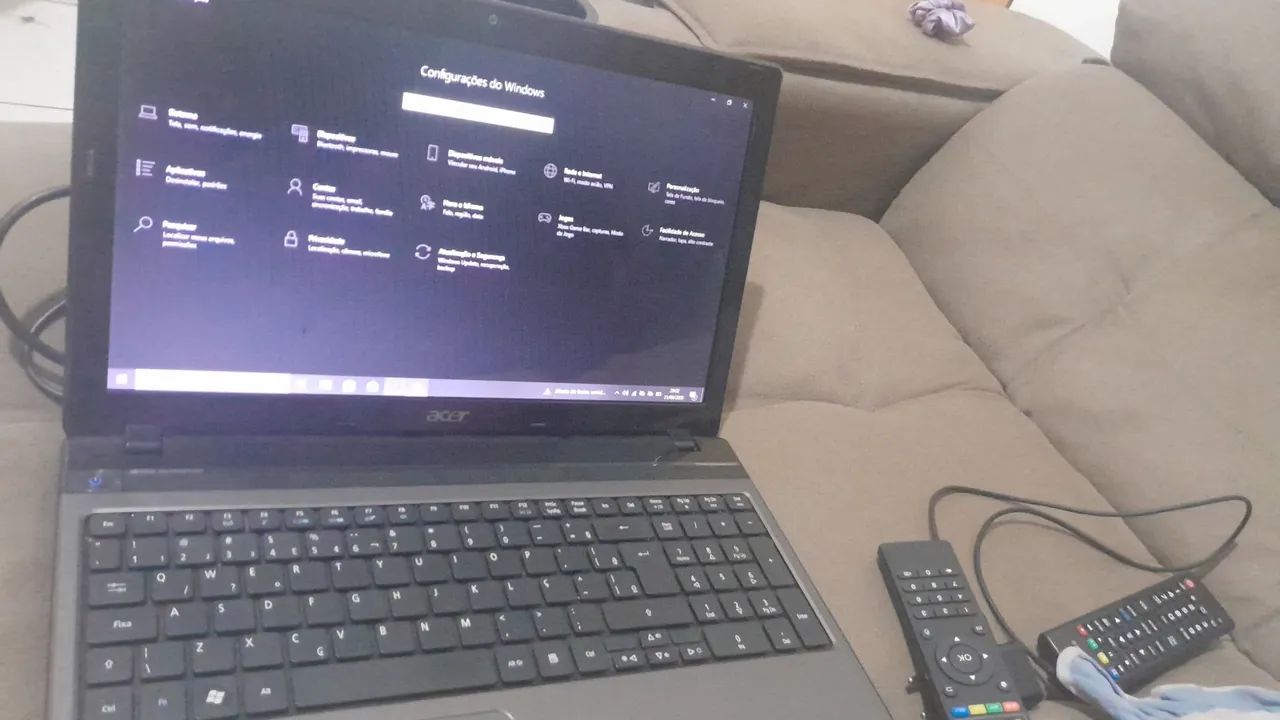 Notebook semi-novo em perfeitas condições  - Foto 4
