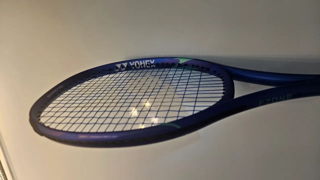 Raquete yonex ezone ace - Foto 5