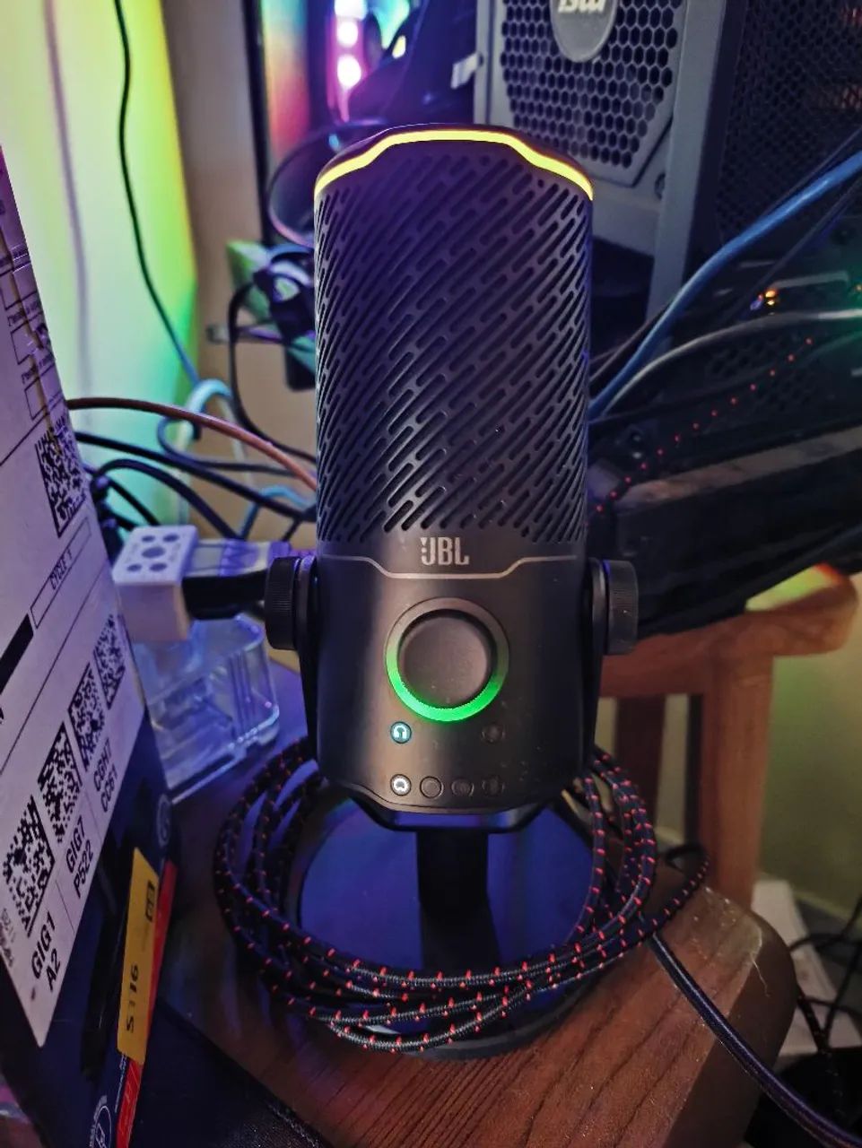 Jbl quantum stream studio