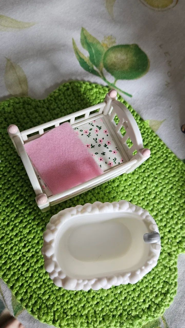 Berço e banheira de bebê sylvanian families - Foto 3