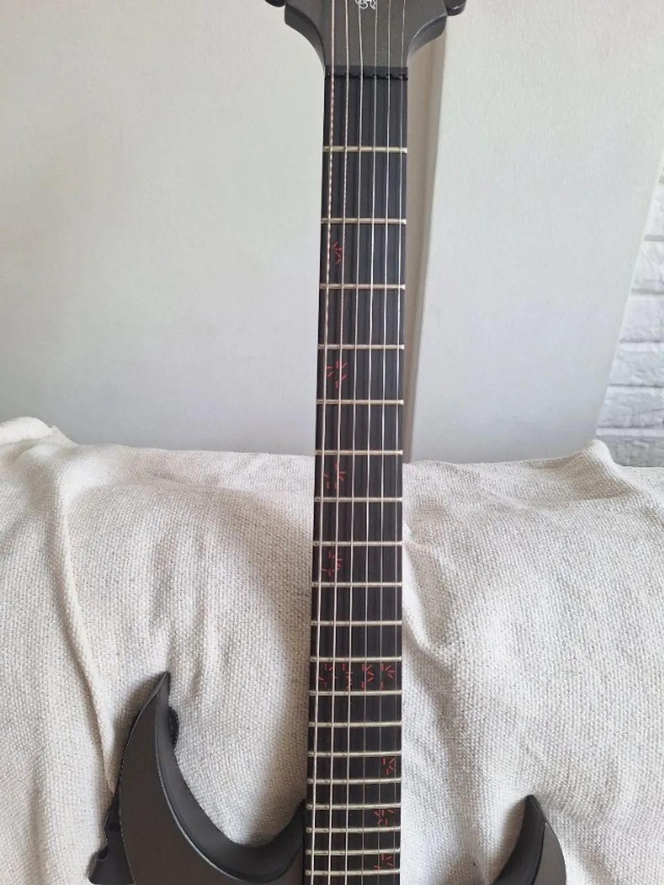 Guitarra Schecter KM6 Standard - Foto 4