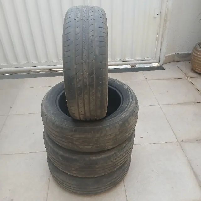 Vendo Pneus meia vida - Foto 3