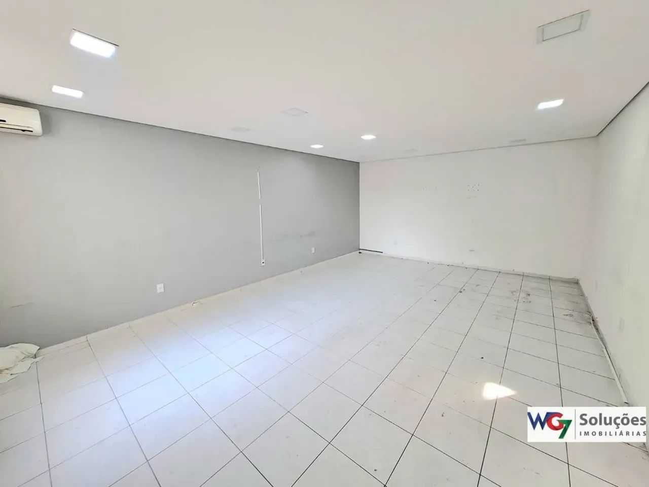 SALA COMERCIAL PARA LOCAÇÃO NO CENTRO DE POÁ - SP - Foto 2