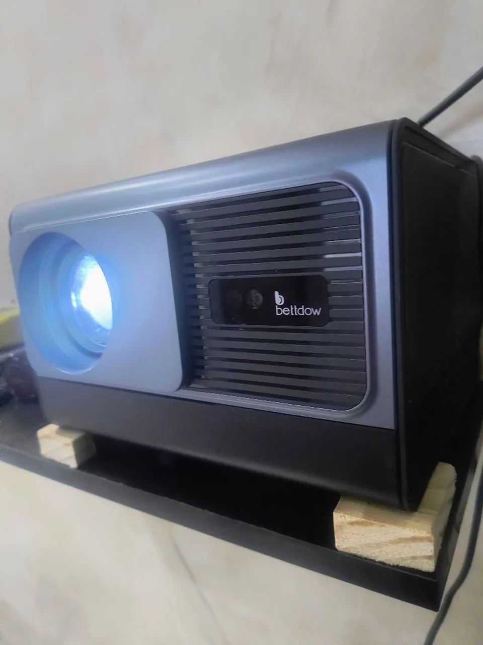 Projetor Bettdow Ac1073 - Foto 5