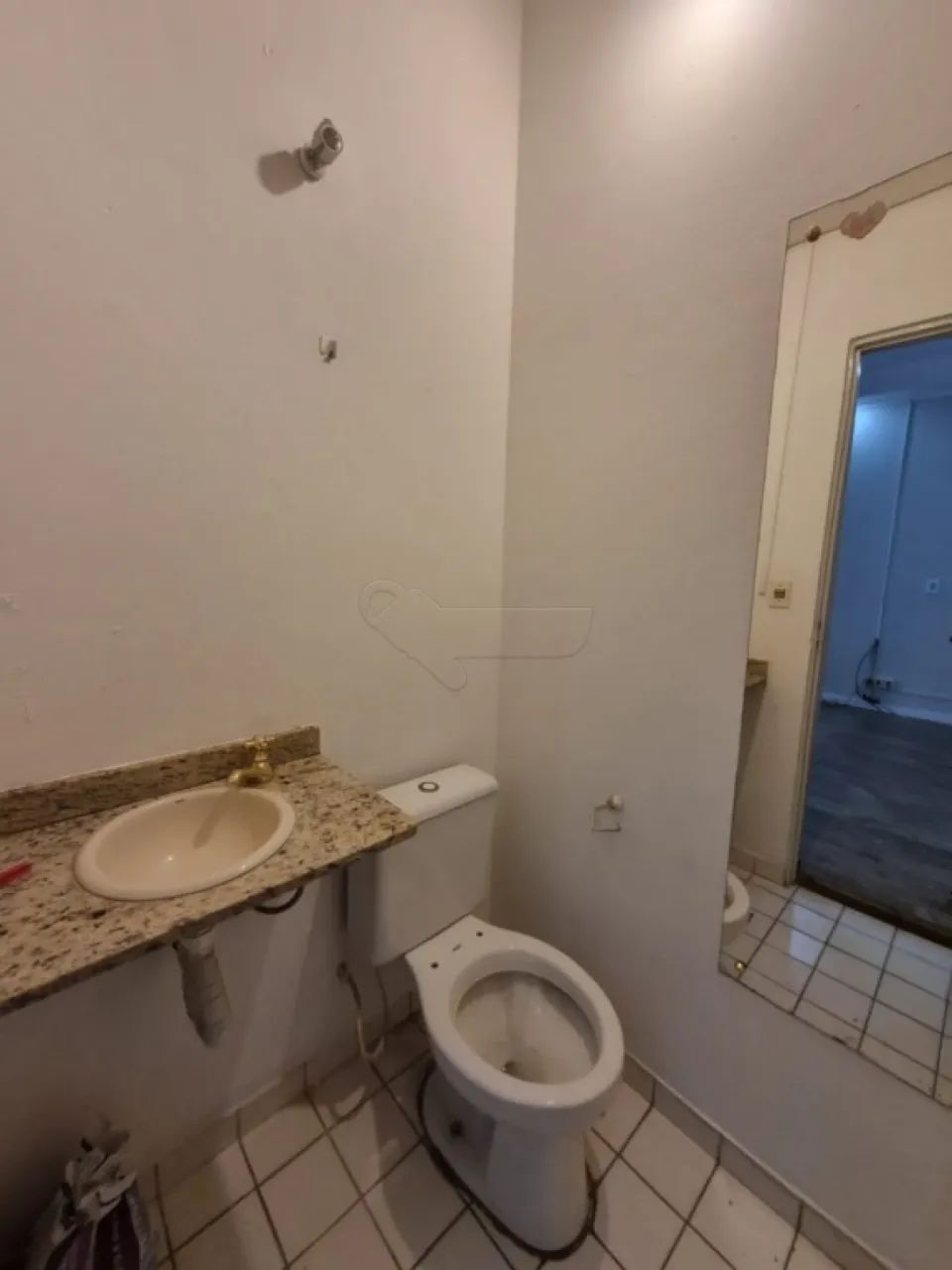 Salão Comercial com 01 Banheiro para Locação no Centro - Limeira/SP - Foto 5