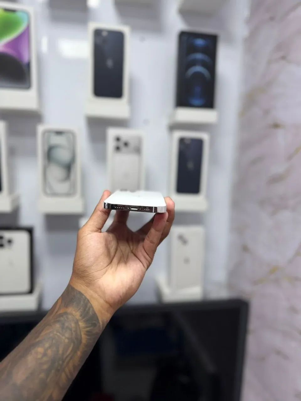 IPHONE 12 PRO 128GB<br>R$ 2.199,00 - Foto 3