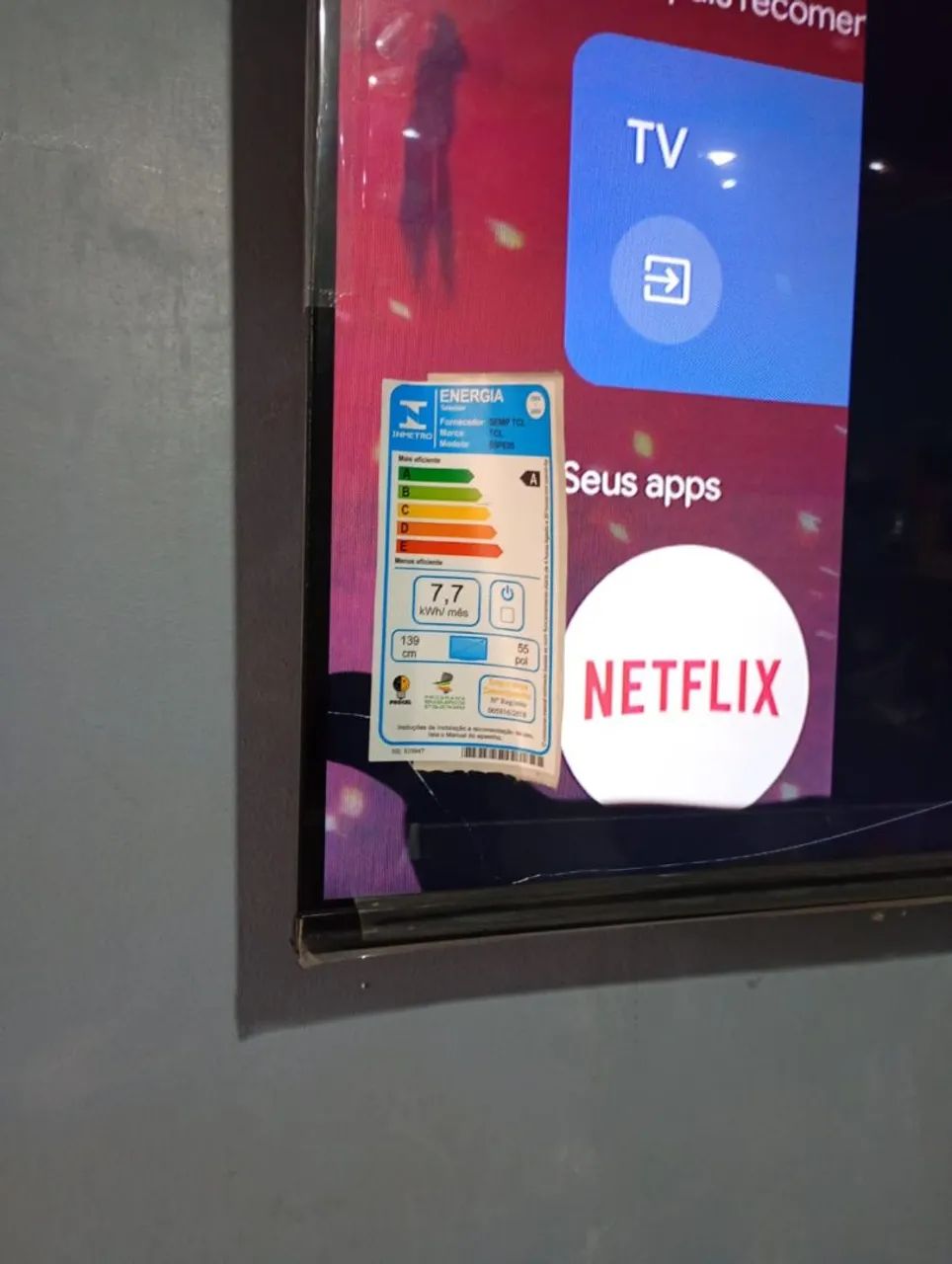 Vendo TV 55 polegada com desfeito  - Foto 3
