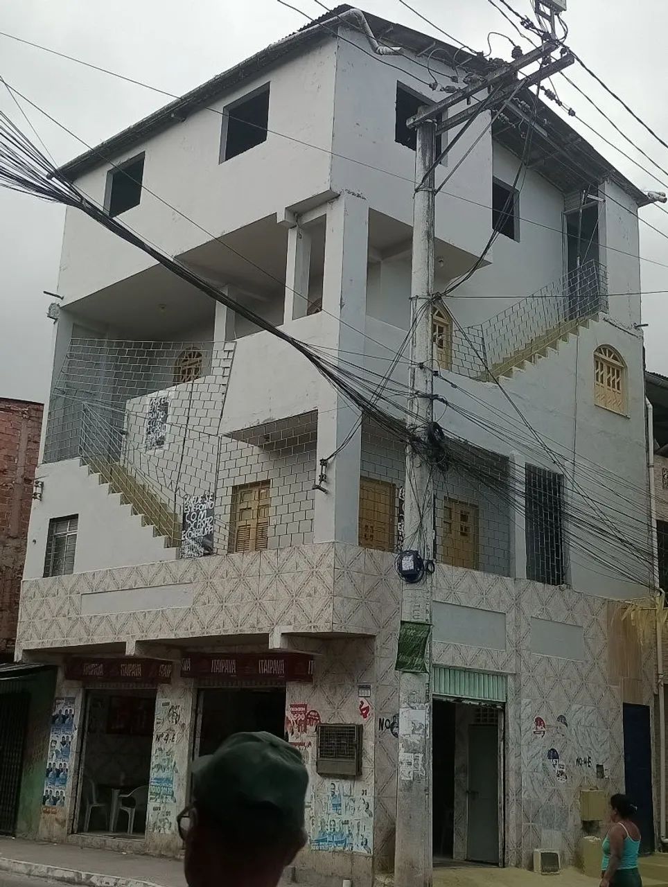 Vendo este ponto comercial+duas casas e cobertura  - Foto 3