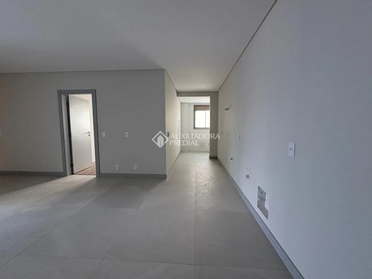 La Premier - 3 Suítes | 2 Vagas | Sacada com Churrasqueira- Av. Trompowsky - Foto 5