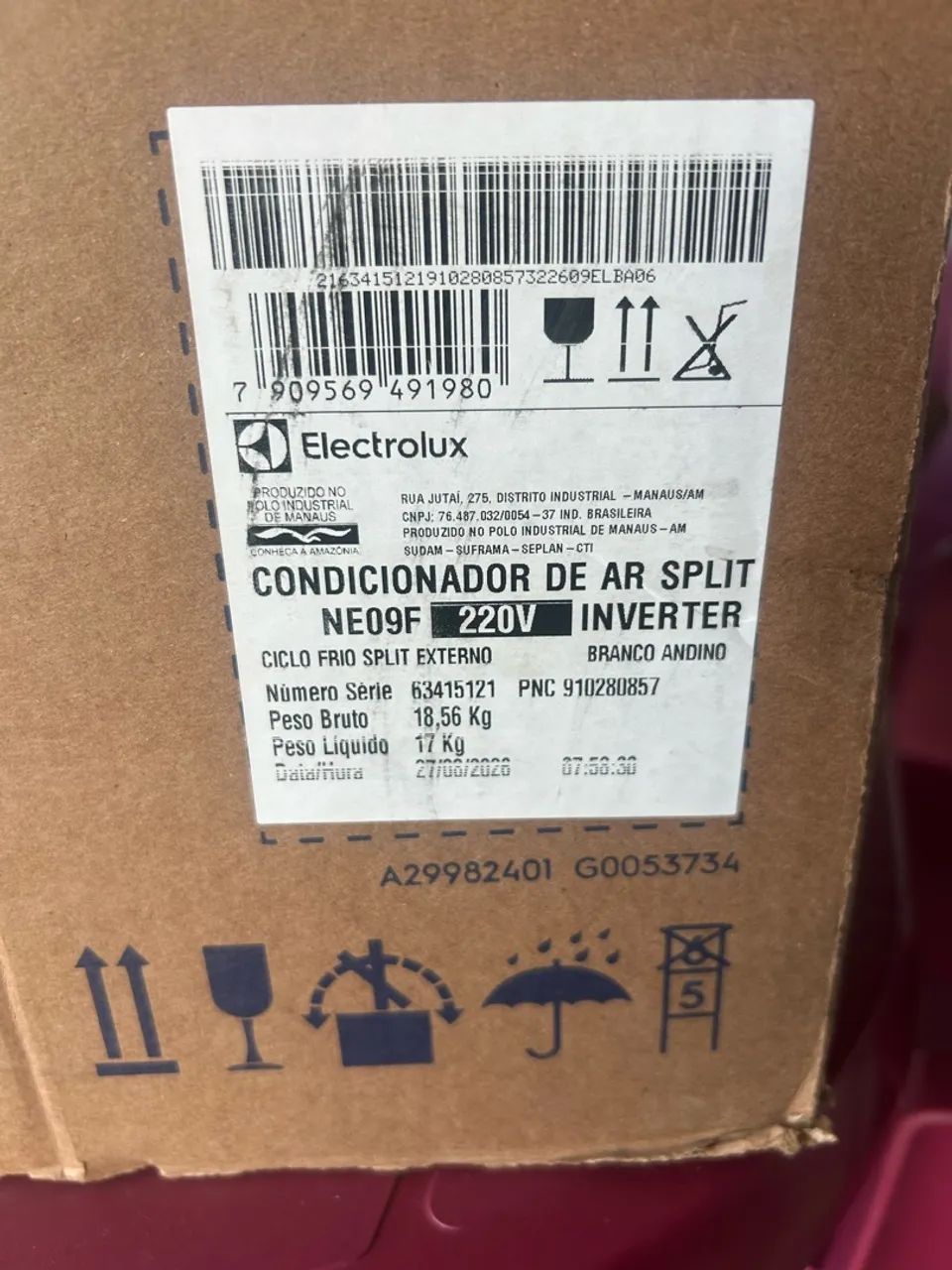 Central 9 mil Btu inverte Electrolux  - Foto 3