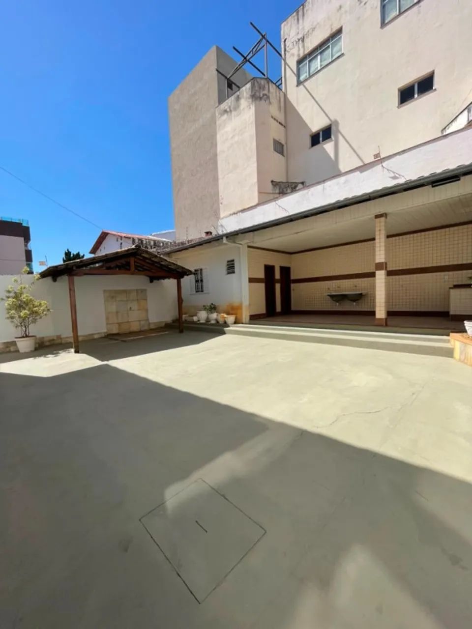 Casa com 5 quartos para alugar em Belo Horizonte - Foto 2