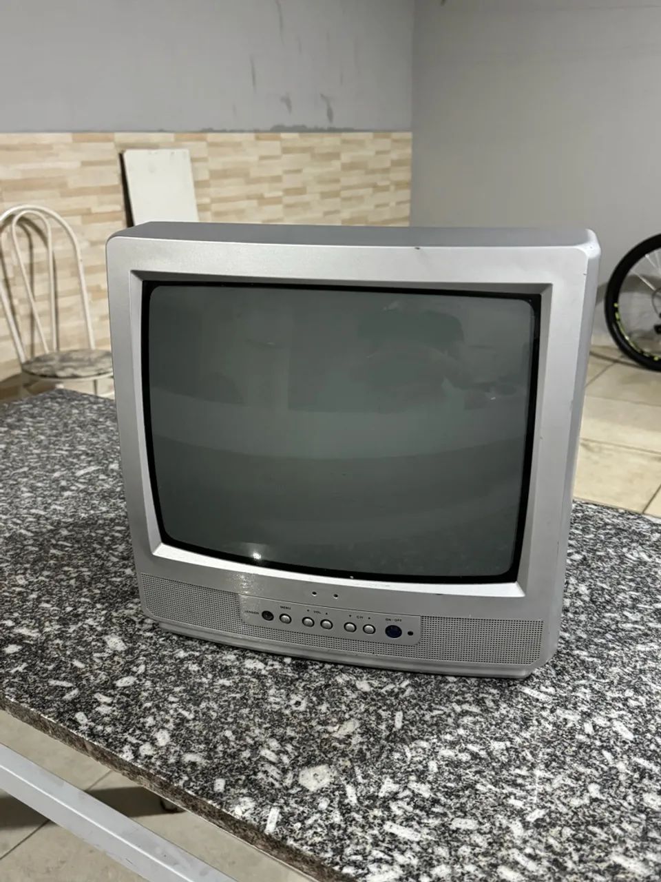 TV TUBO 14 polegadas  - Foto 2