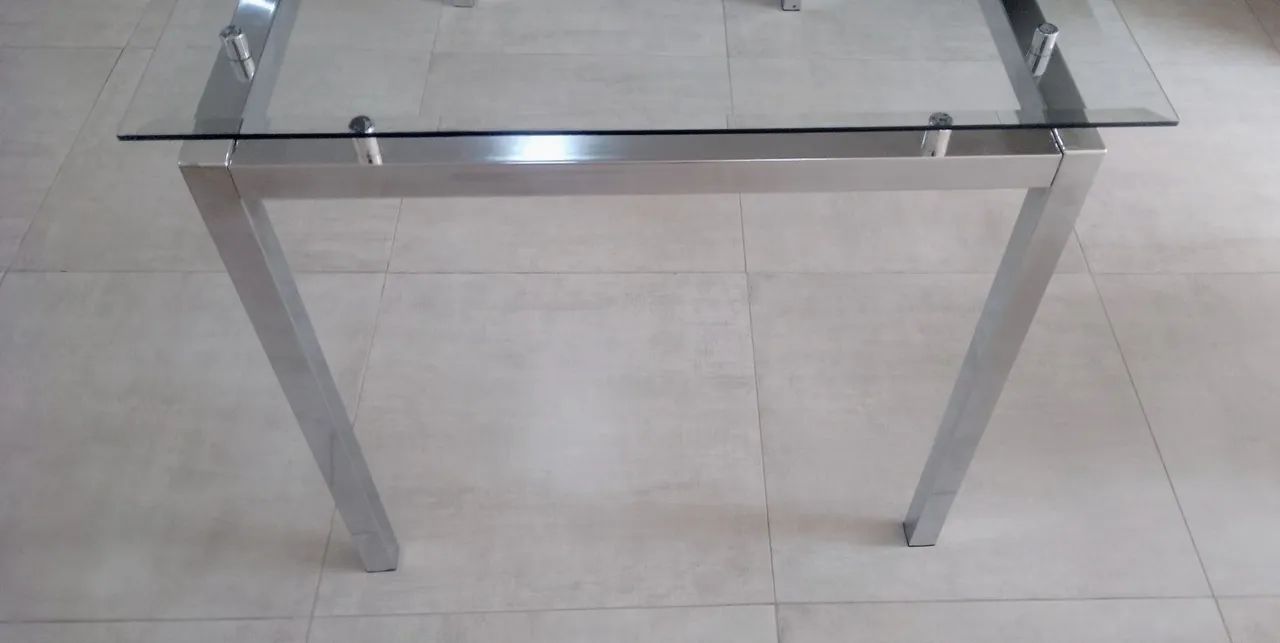Conjunto  mesa jantar com 6 cadeiras 