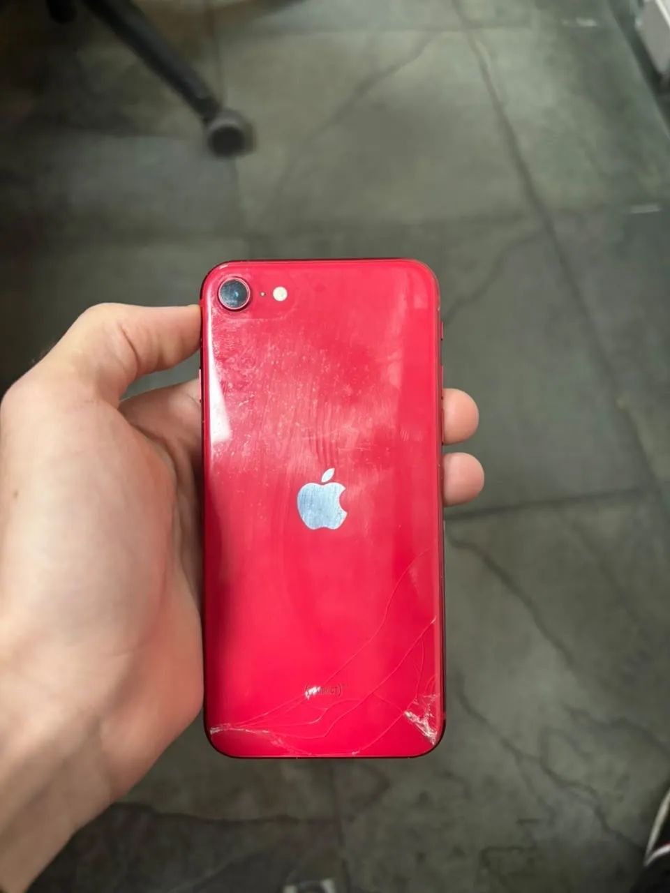 iPhone SE, celular usado e barato! - Foto 2