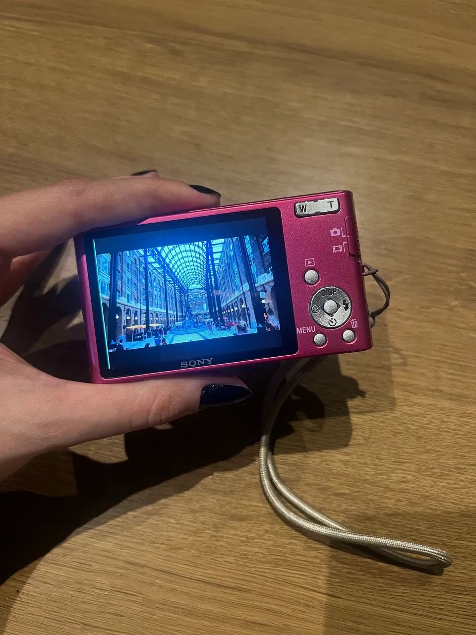 Câmera Sony Cybershot rosa 14.1 megapixels - Foto 2