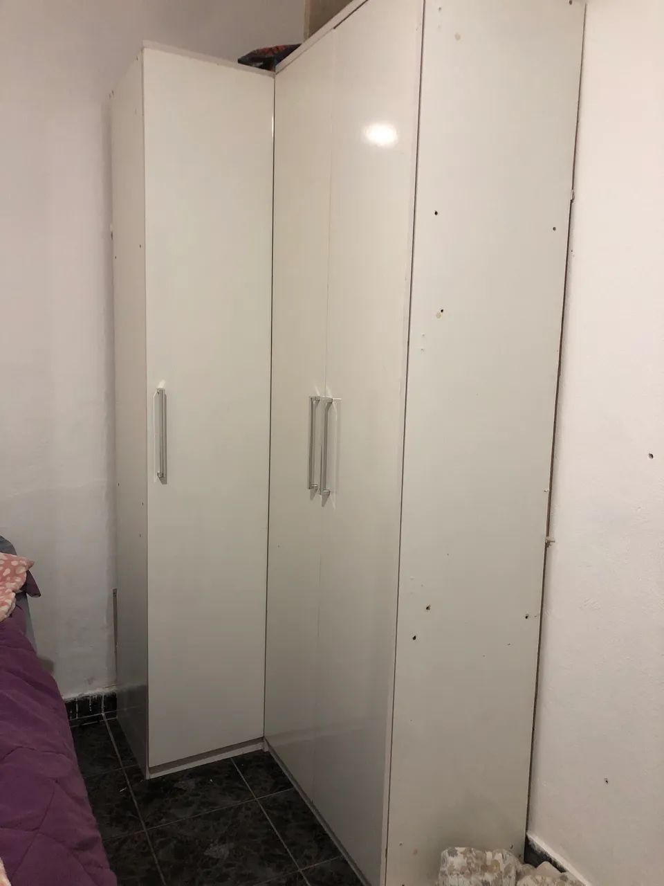Vende-se guarda roupa de solteiro 