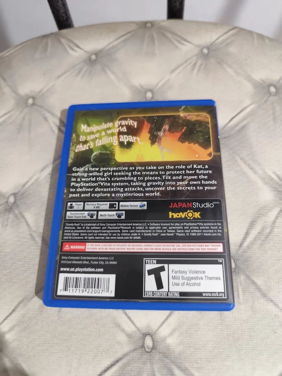 Gravity Rush + Freedom Wars - PSVITA Pack - Foto 3