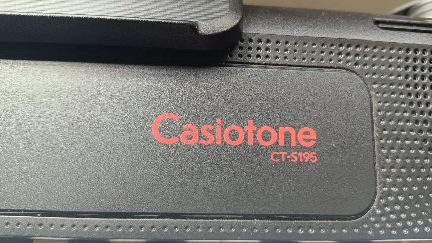 À VENDA: Casio CT S195 Teclado Digital 61 Teclas  - Foto 4
