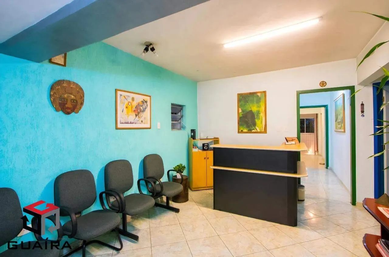 Casa Térrea à venda 3 quartos 1 suíte 4 vagas Assunção - Santo André - SP