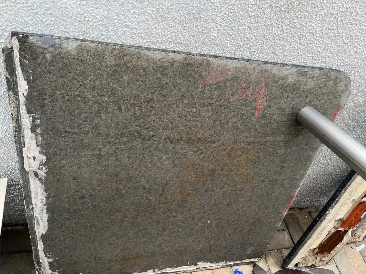 Mesa e prancha de mármore 