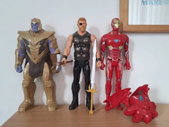 Coleção dos Vingadores "com fala"