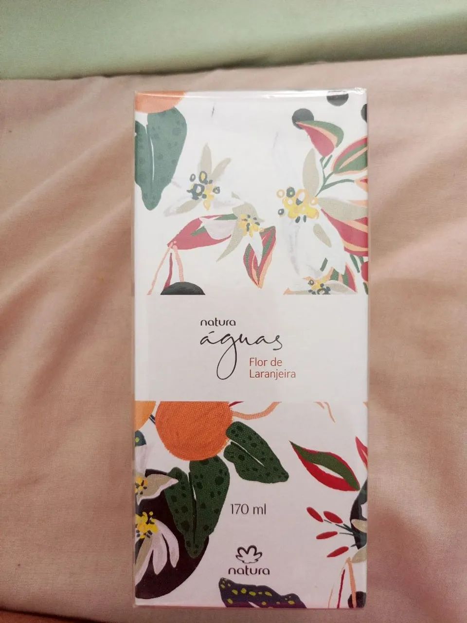 Perfumes, batons da marca Avon - Foto 4