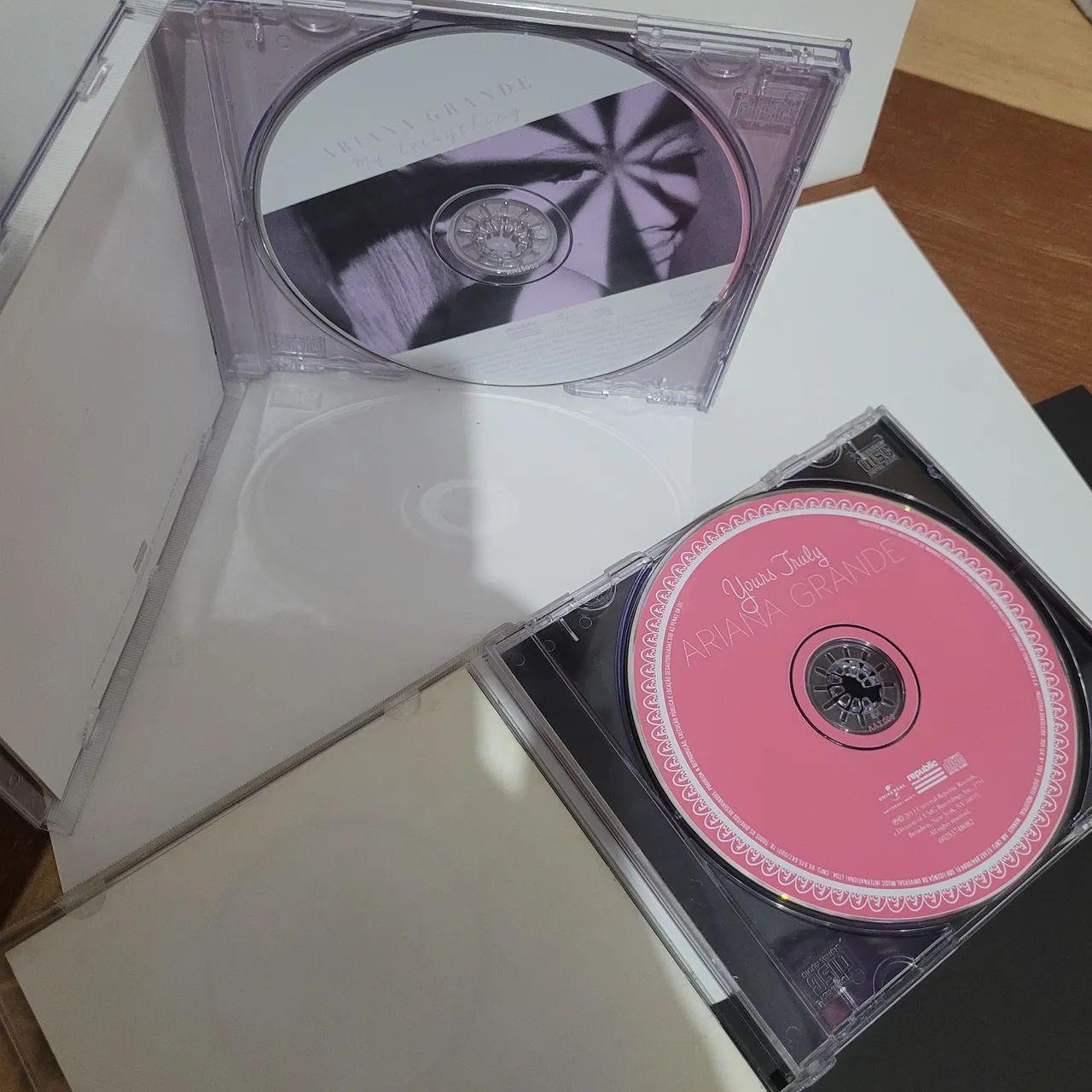 CD - Ariana Grande  - Foto 2