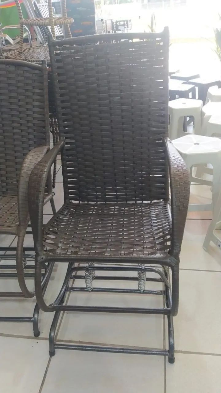 Cadeira de balanço de fibra