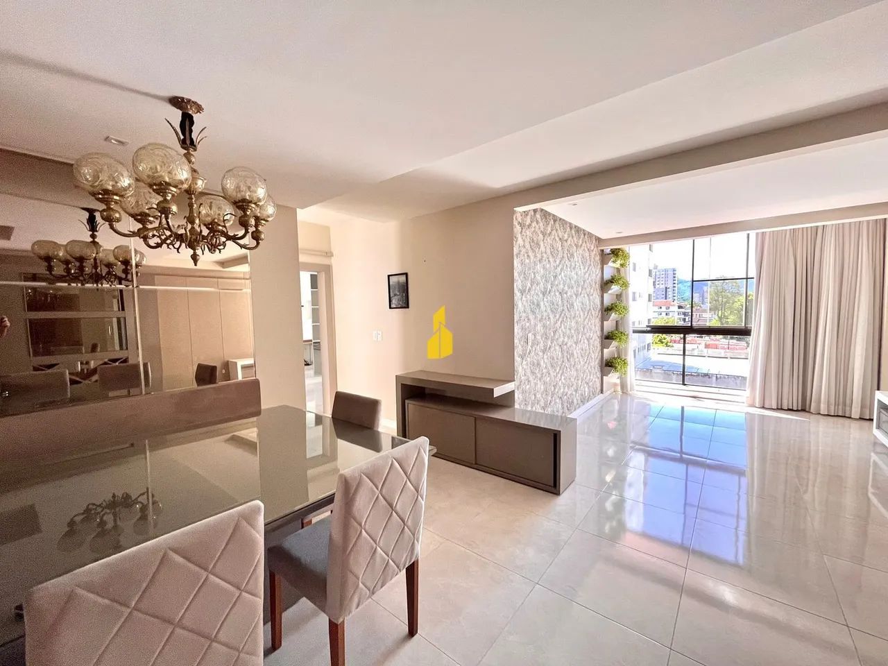 Apartamento Semi Mobiliado no Centro de Timbó - Foto 2