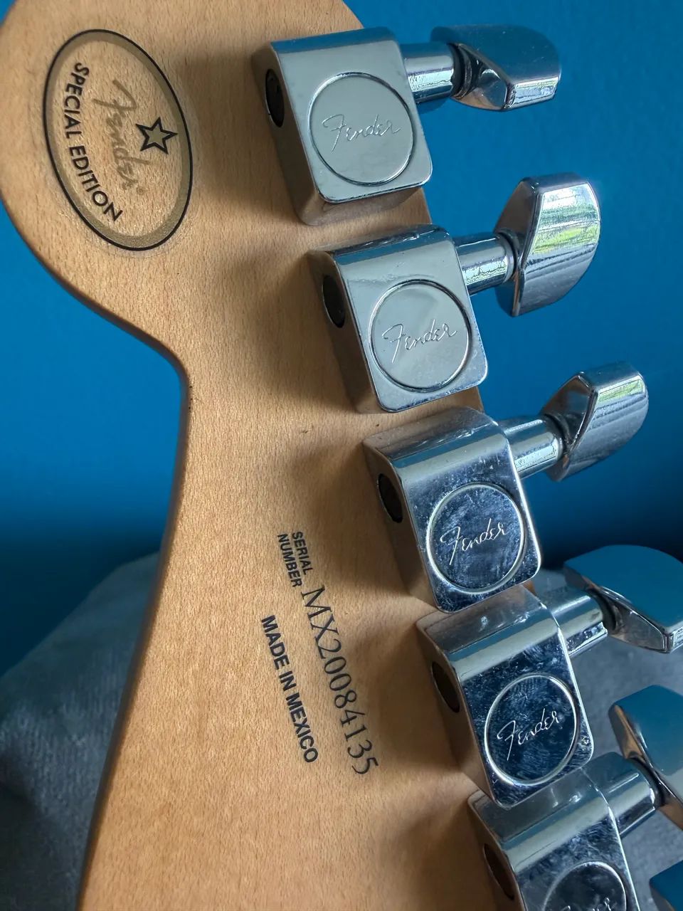 Fender extrocaster série especial muito nova!! - Foto 3