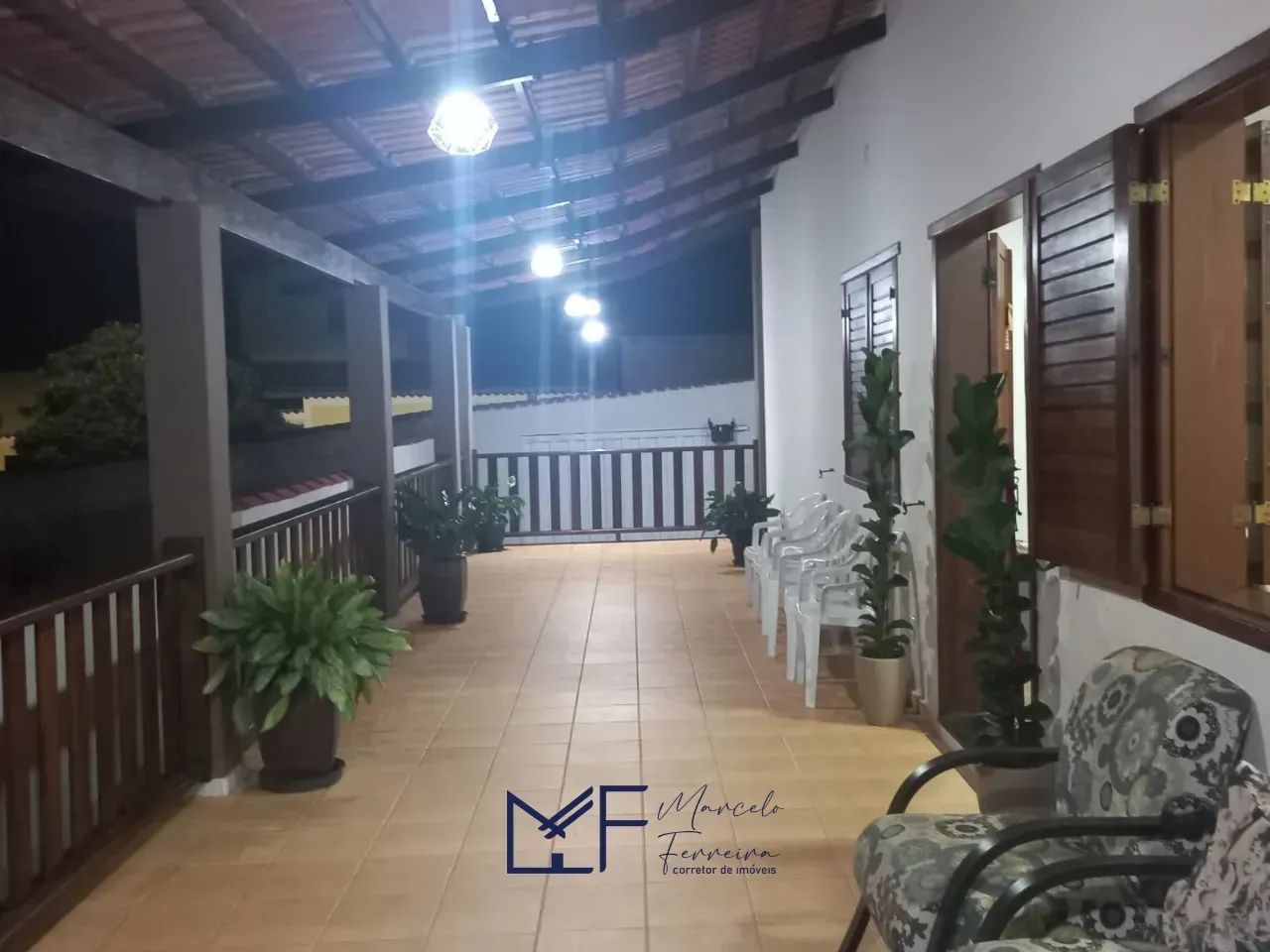 Excelente casa com 03 Quartos em área nobre de Florestal/MG - Foto 4