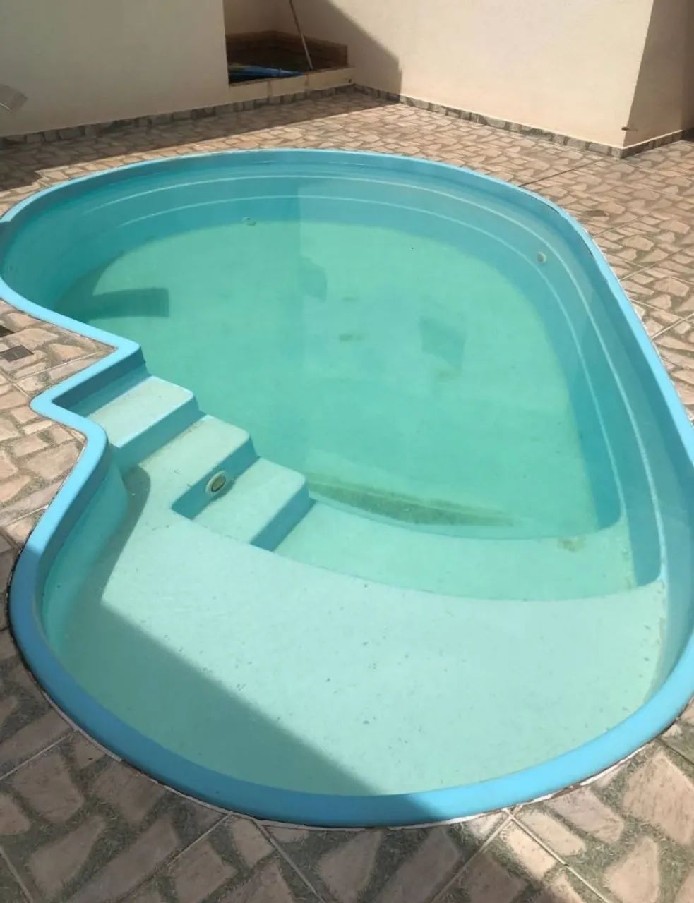 Limpeza e tratamento de água de piscinas 