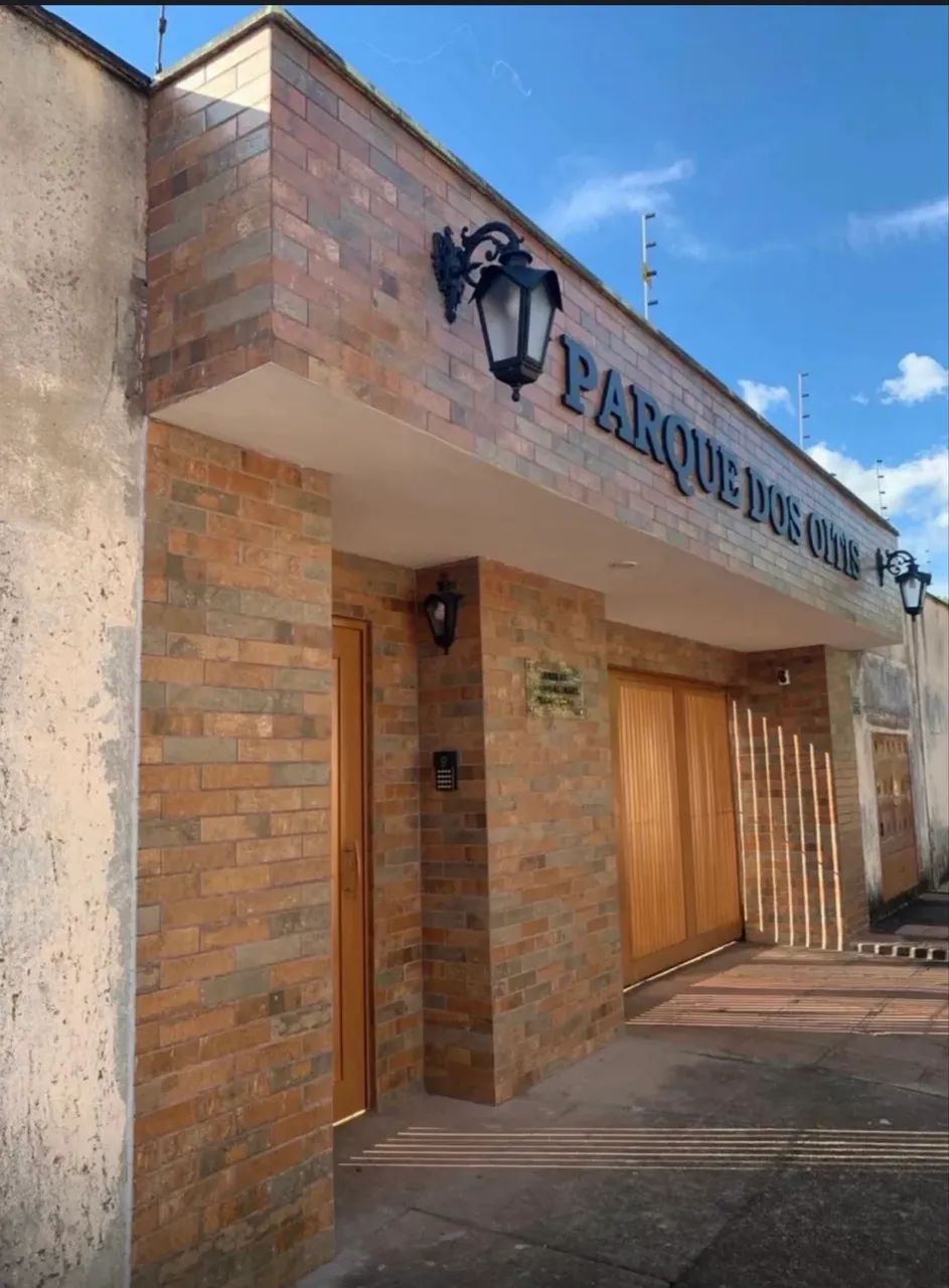 Casa em condomínio fechado 