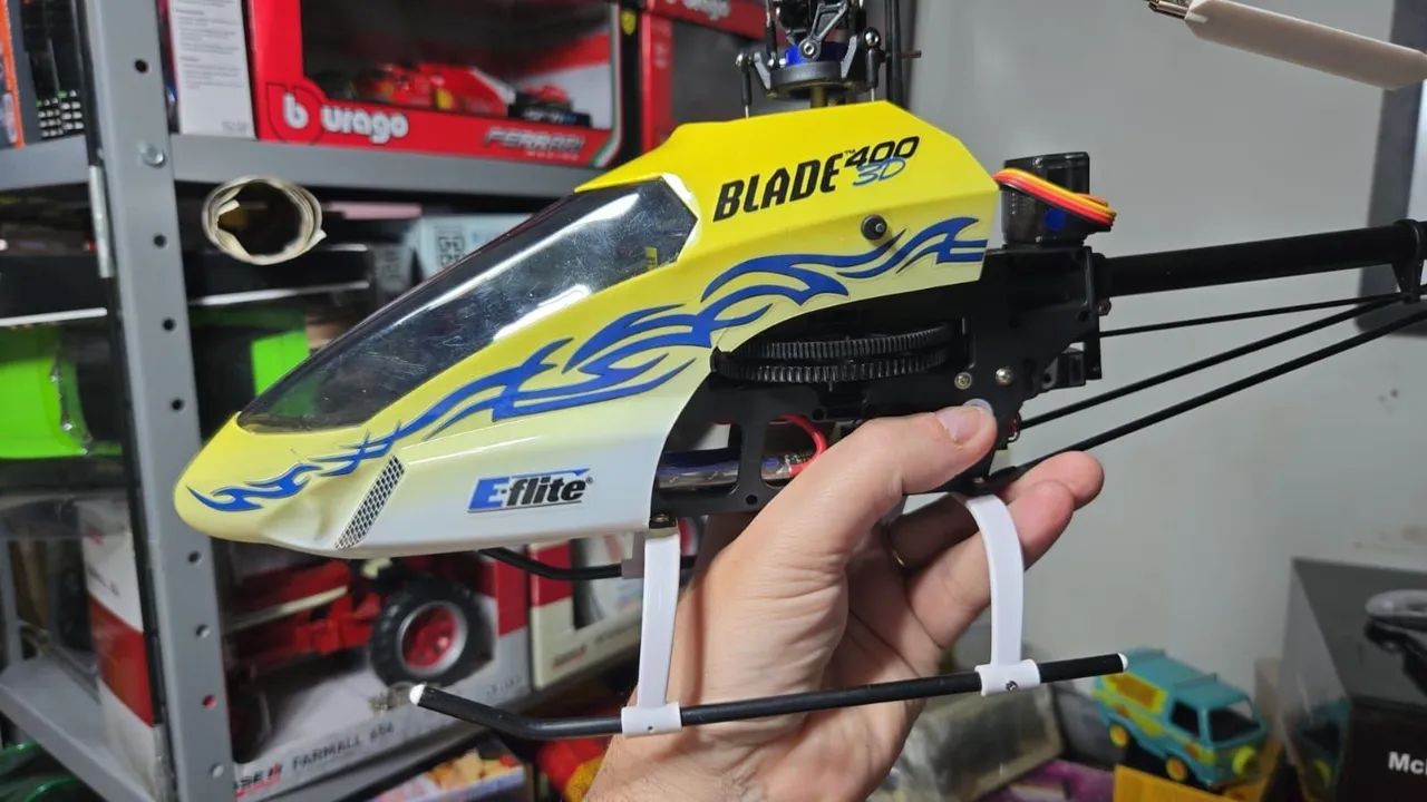 Helicóptero  controle E-flite blade 400 com dx6i - Foto 2