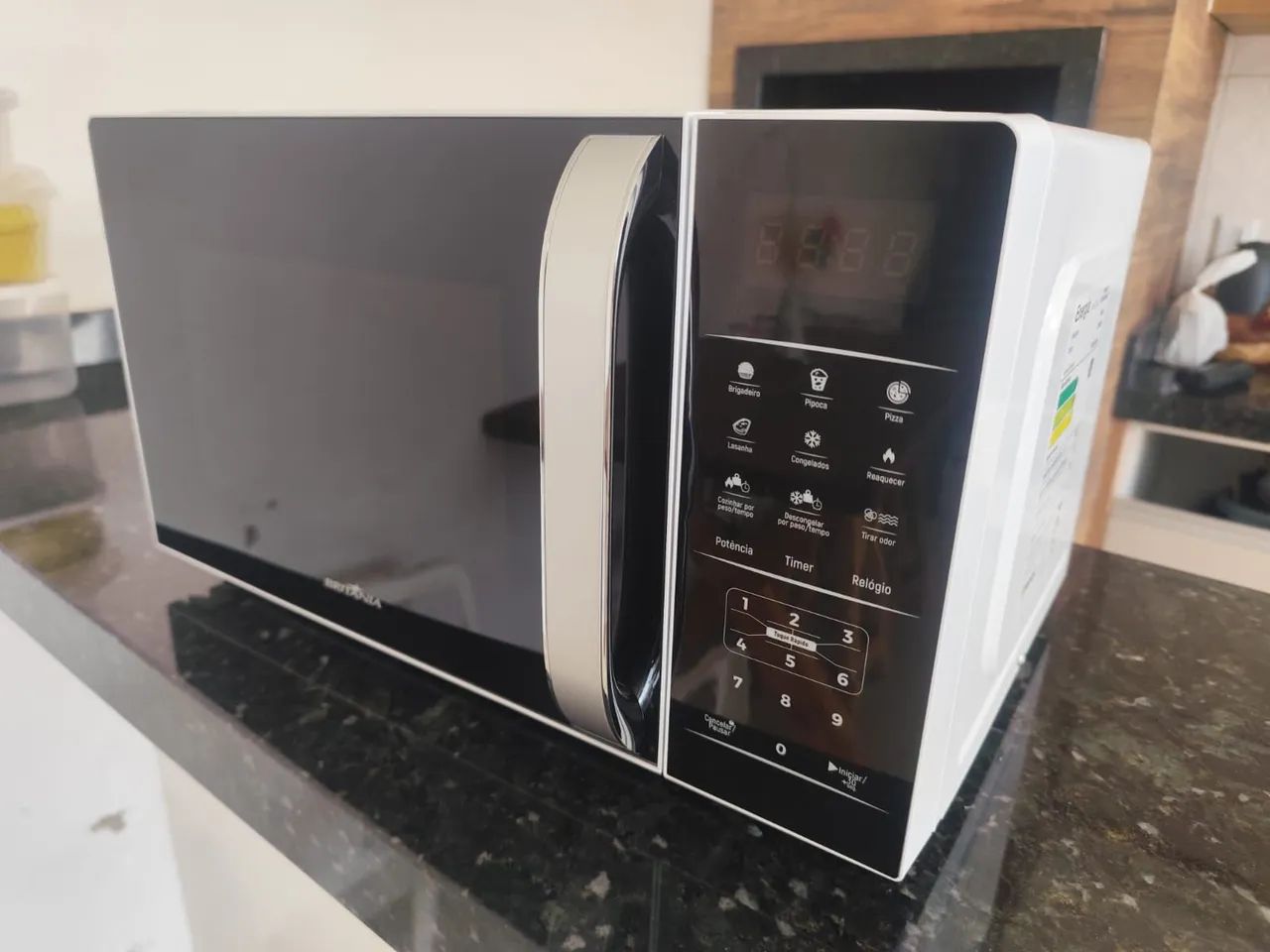 Microondas 20 litros ( 200watts) - Foto 2