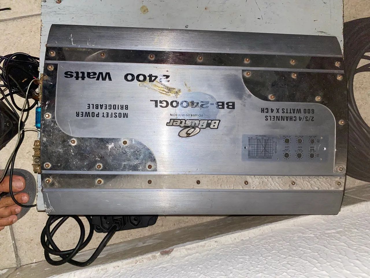 Vendo outro troco módulo 2400w 4 canais todo original funcionando perfeitamente 