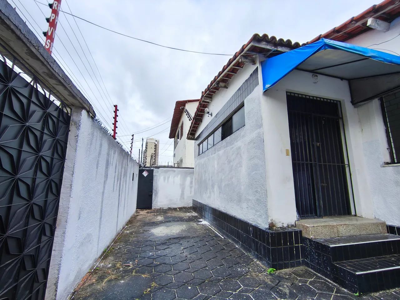 Área com terreno de aprox. 308m², e Aprox. 208m² de Área construída, Recepção02 Ambientes, - Foto 4
