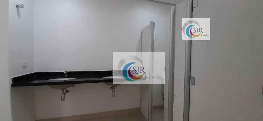 Conjunto Comercial 180,00m² com infra básica pronta e com 4 vagas de garagem!!! - Foto 2