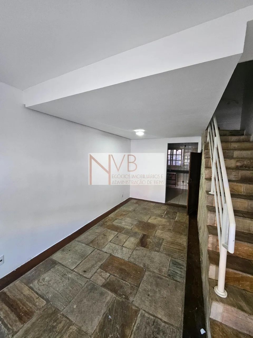 Casa em Granja Viana: 2 Dorms e 93m² | Venda e Locação - Foto 2