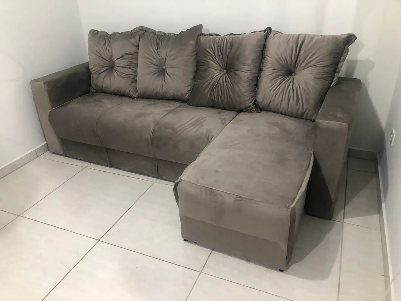 Sofá com chaise várias cores / NOVO / ENTREGAMOS  - Foto 3