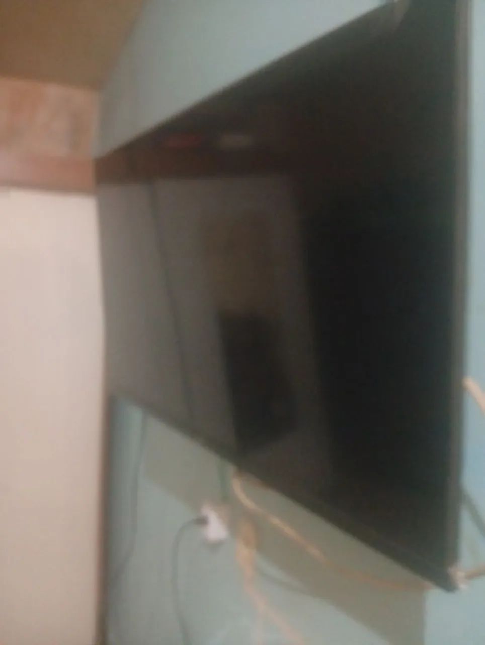 Vendo tv TCL 40 polegadas pro apenas 750 - Foto 3