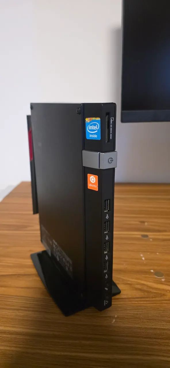 Mini Pc ultrafino Asus EeeBox EB1030, 4GB ram, SSD 32GB Intel atom d2550