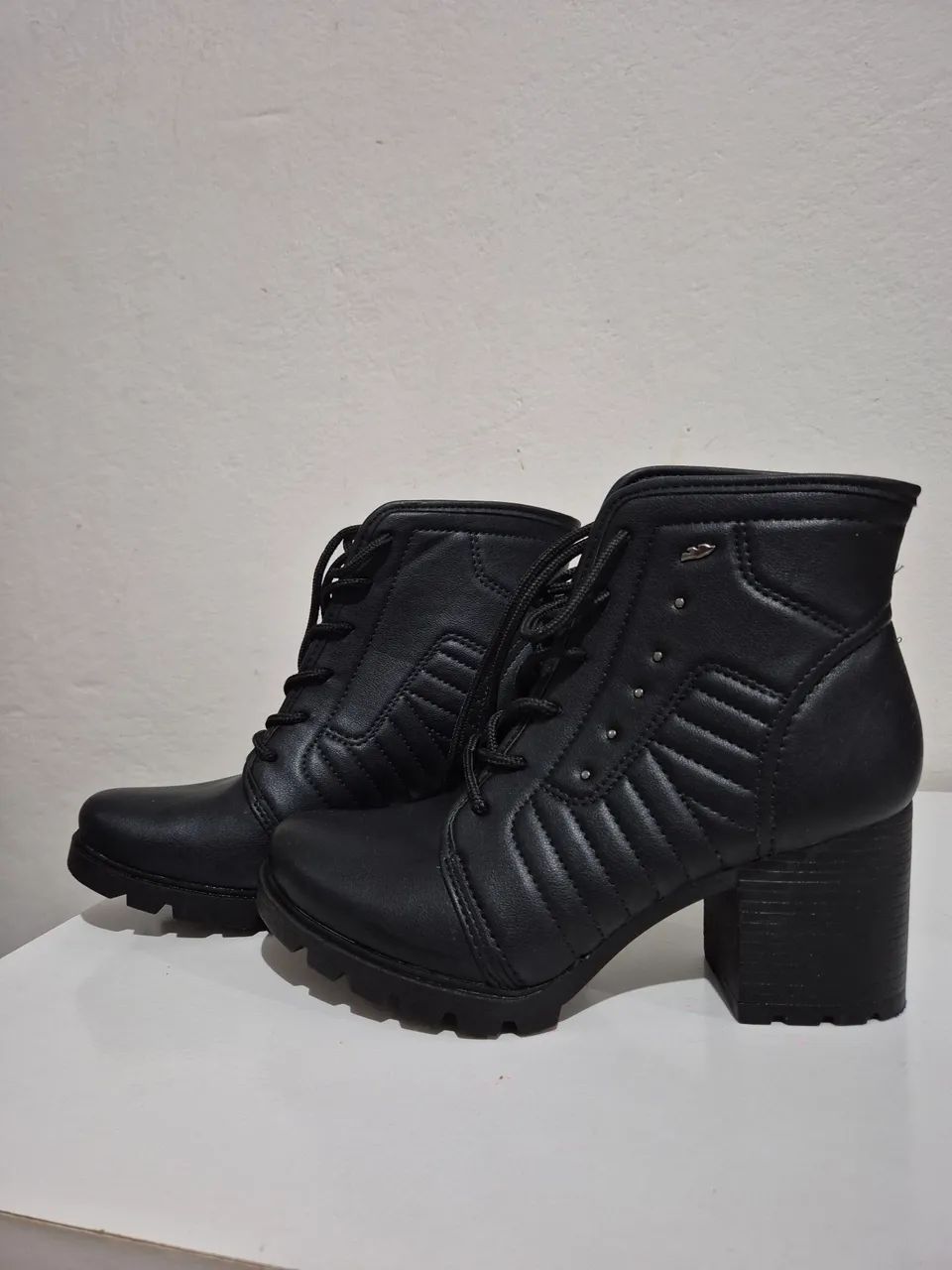 Bota preta DAKOTA - n 37 - Foto 2