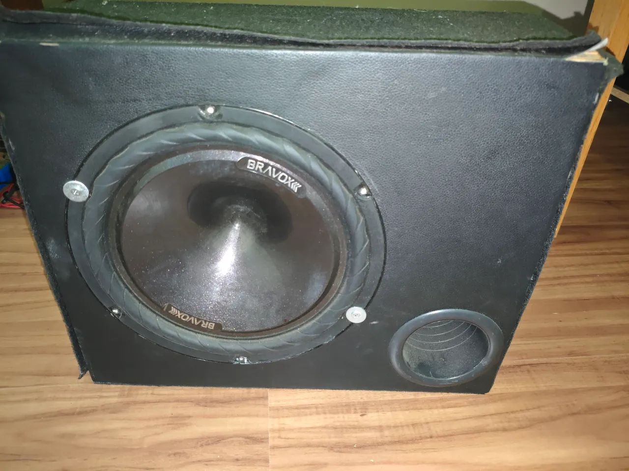 Sub woofer Bravox 10" caixa e módulo 