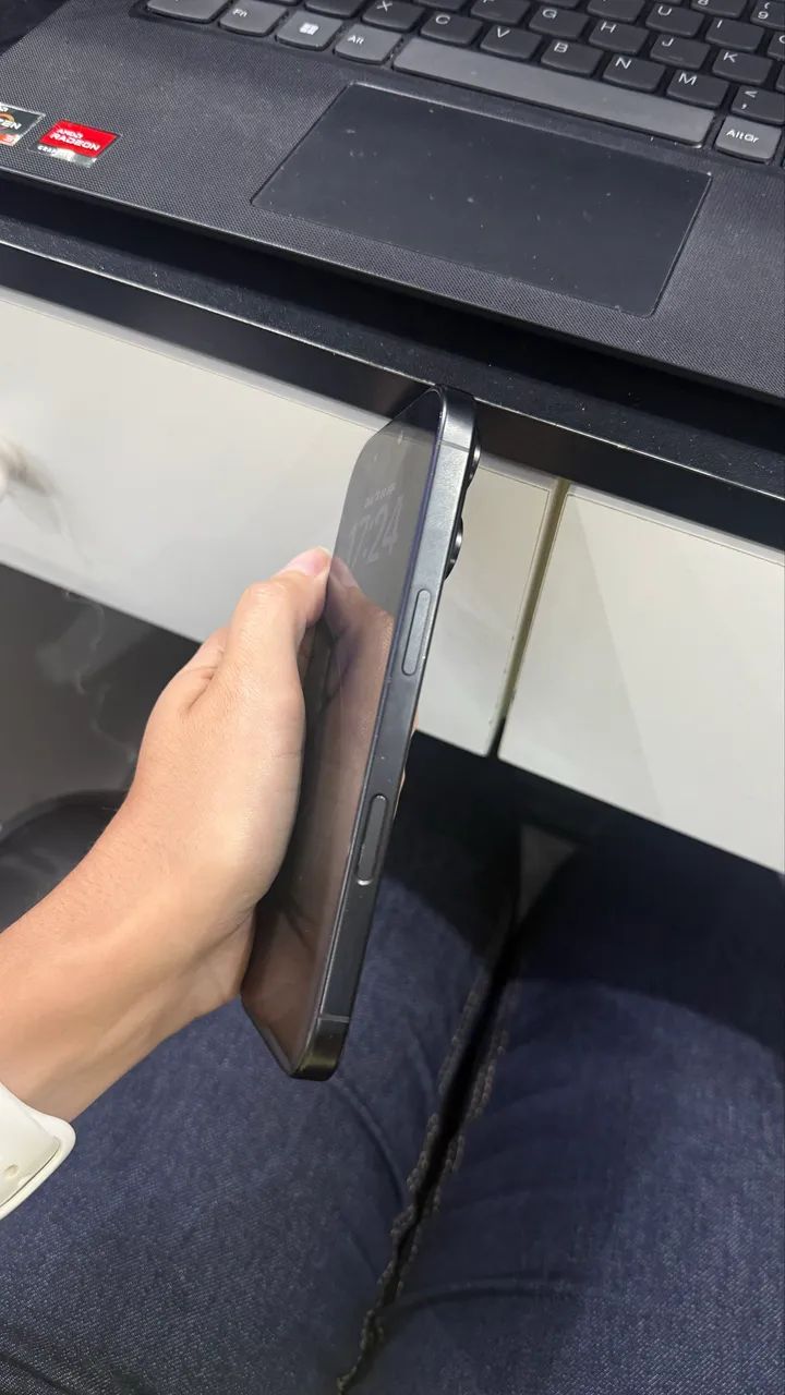 iPhone 16 pro - Foto 4