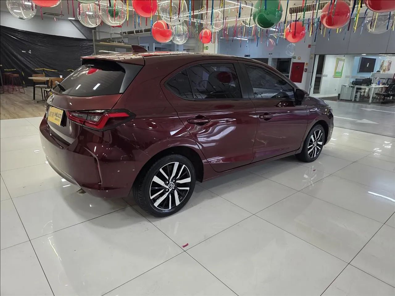Honda City Hatchback Touring 1.5 Flex 16V Aut. 2023 - Foto 4