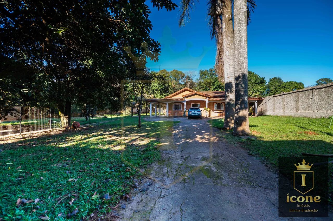 Linda Chacara com 3.000m² Salto de Pirapora/SP