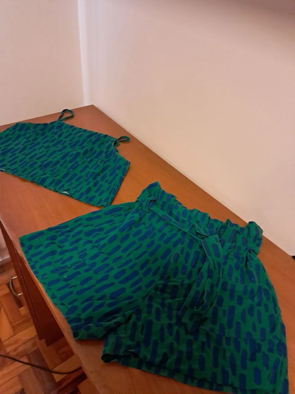 Camisetas, camisas ,cropped....
