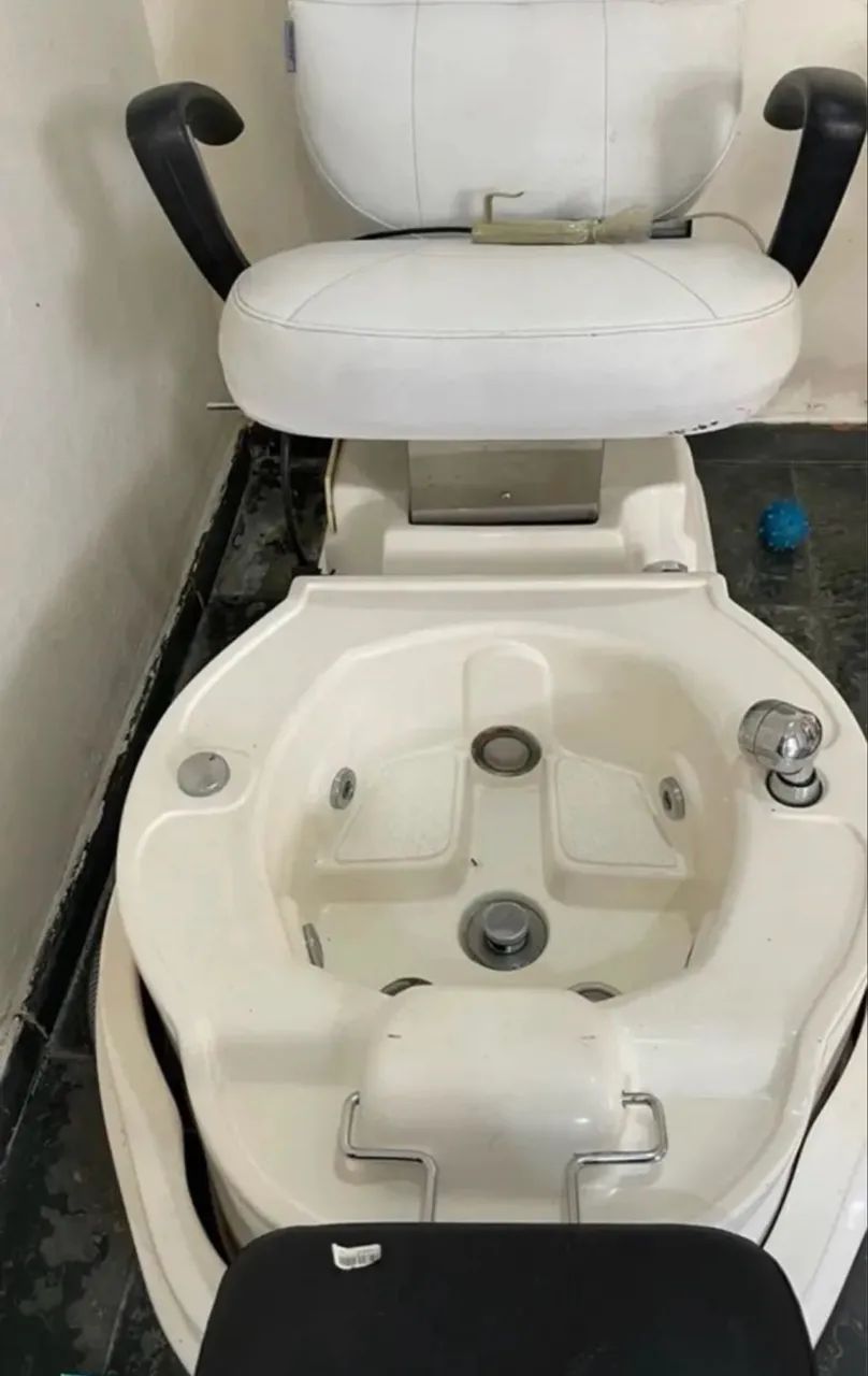 Cadeira Spa de Massagem - Pedicure e Salão de Beleza - Foto 4